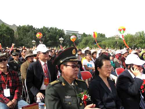 2010���й�����ѩ�ٽ�¡�ؿ�Ļ